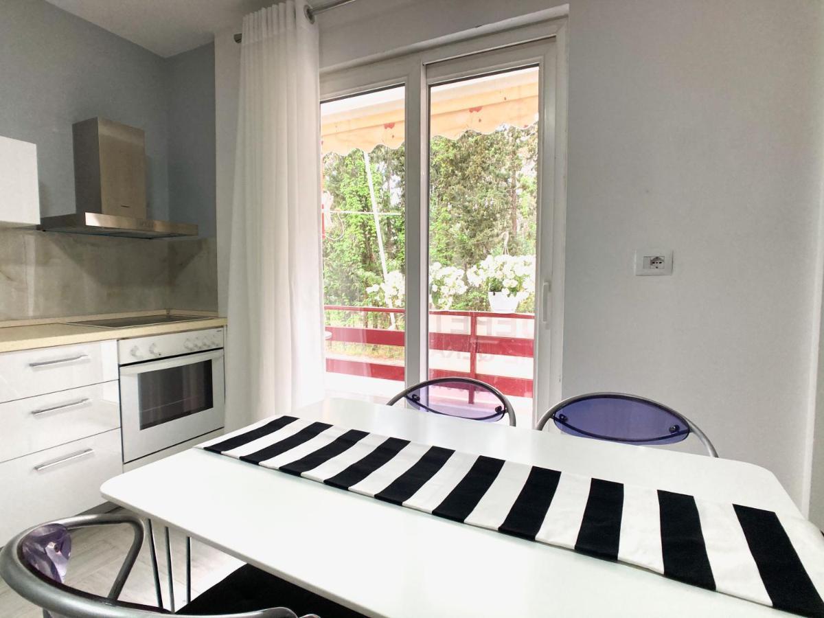 Promo Price September - Home By The Sea 1 Min From The Beach Голем Екстериор снимка