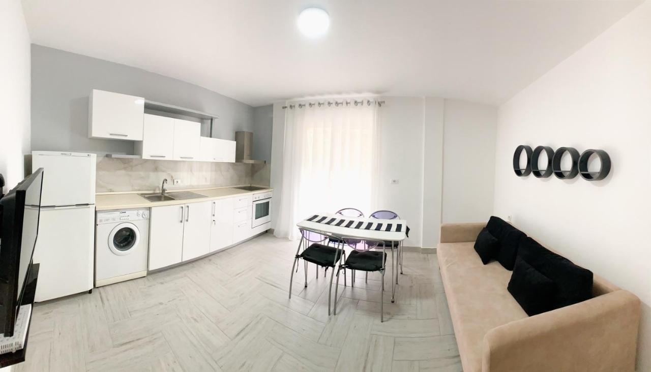 Promo Price September - Home By The Sea 1 Min From The Beach Голем Екстериор снимка