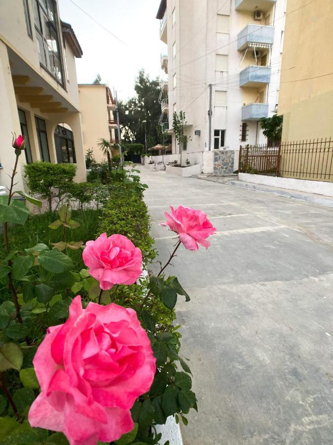 Promo Price September - Home By The Sea 1 Min From The Beach Голем Екстериор снимка